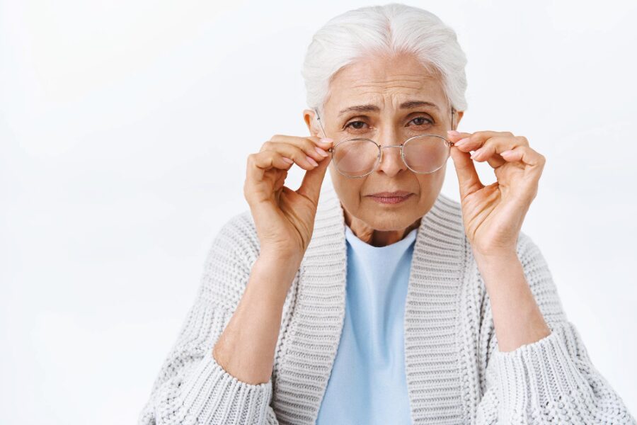 How do you know if you need cataract surgery? Vision with cataracts